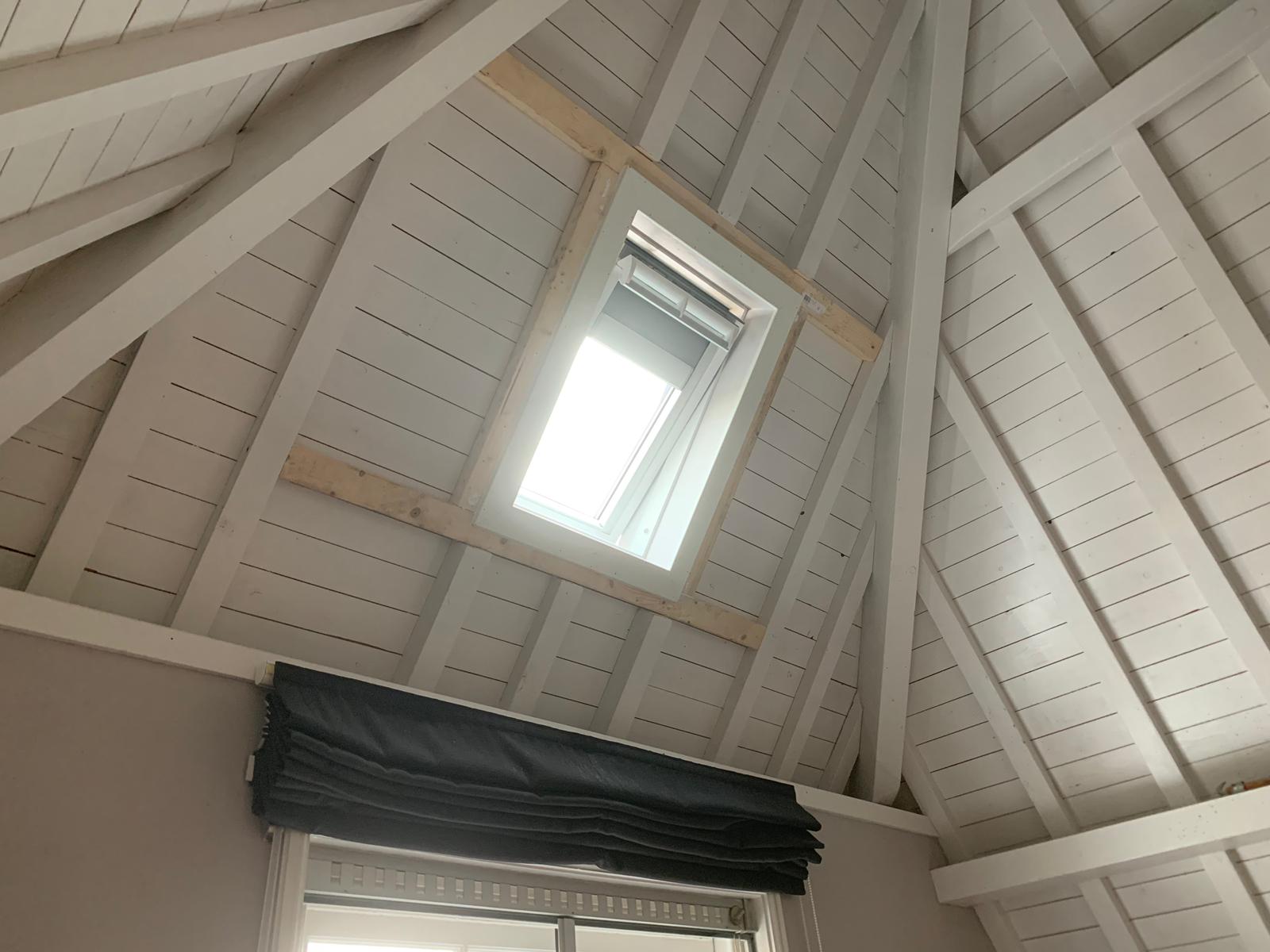 VELUX CK02 dakraam geplaatst in Rotterdam