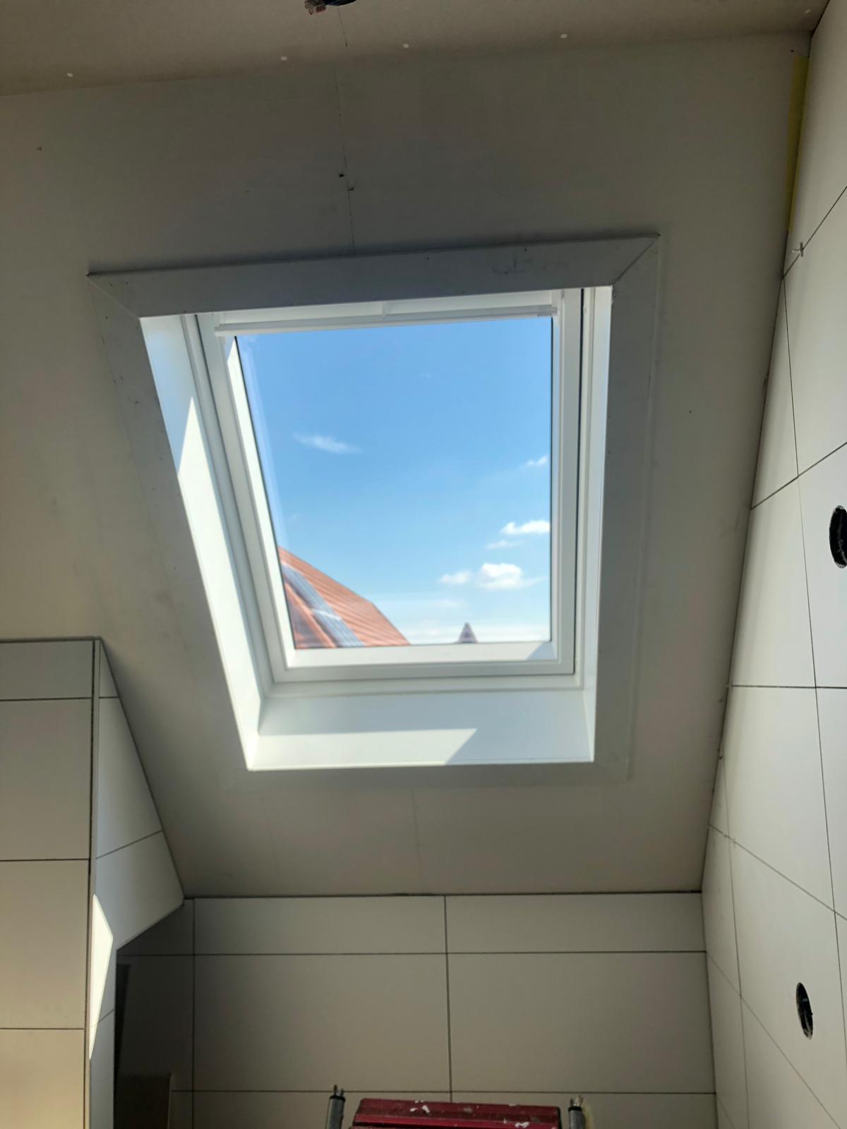 velux mk04 badkamer VELUX MK04 dakraam Amstelveen