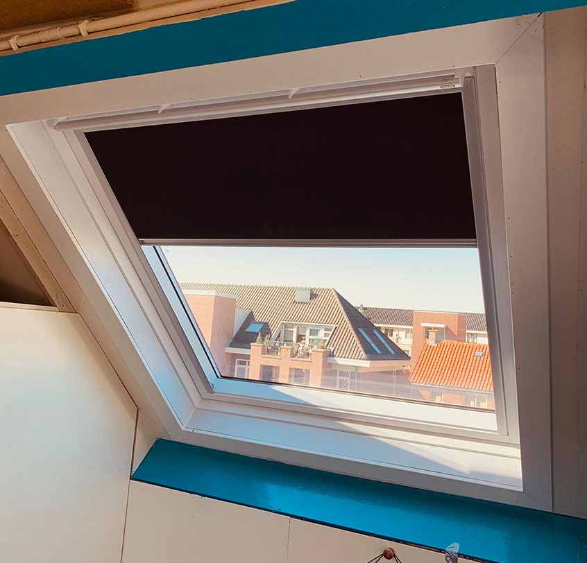 Velux SK06